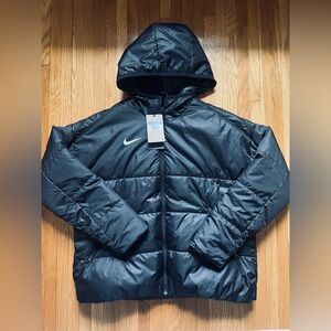 NWT Nike Women's Therma Loose Fit Parka Jacket Medium